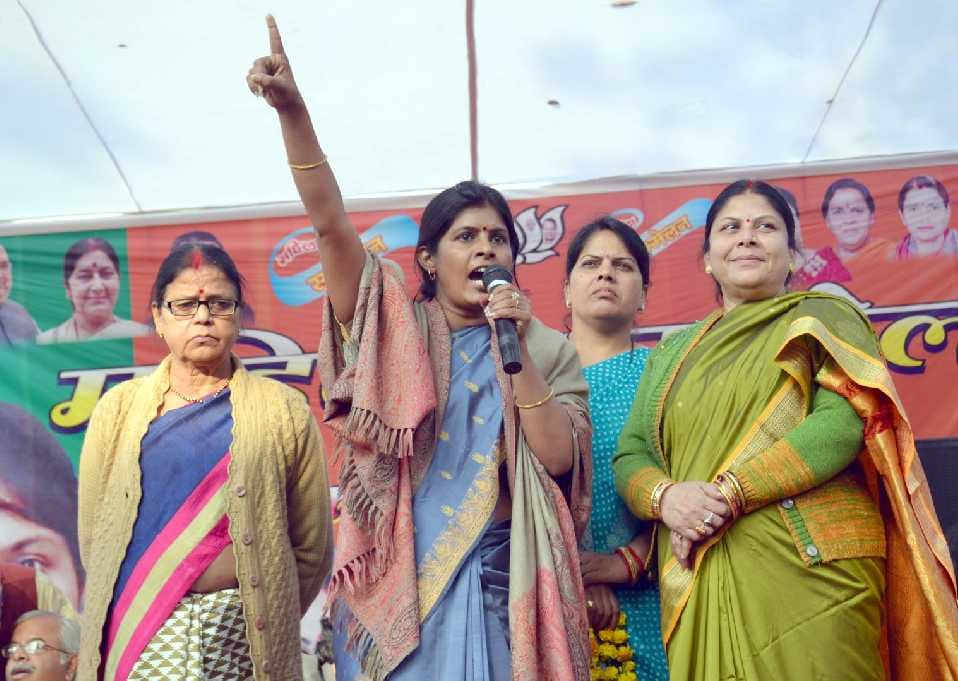Three divorce issue is connected to the dignity of women