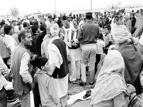 Choupal commotion in front of divisional
