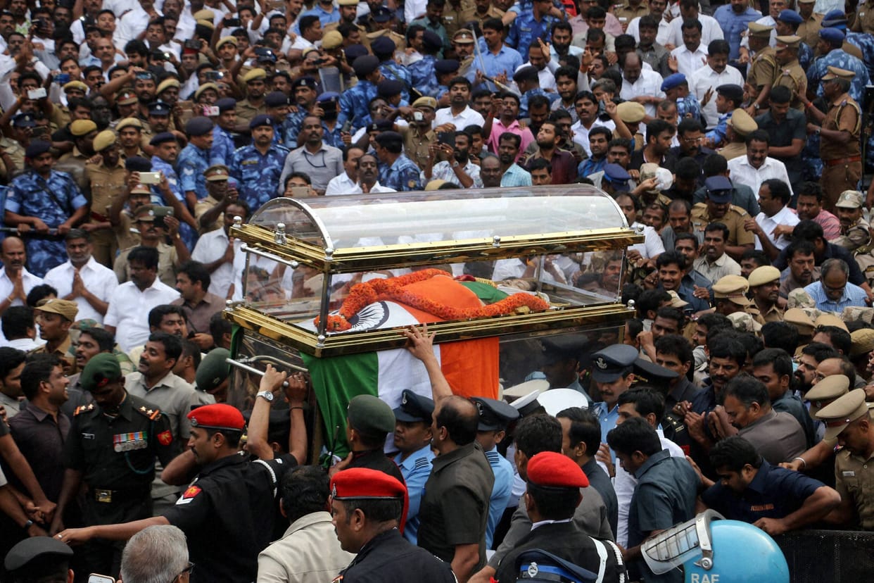 Amma's funeral pictures will make you cry