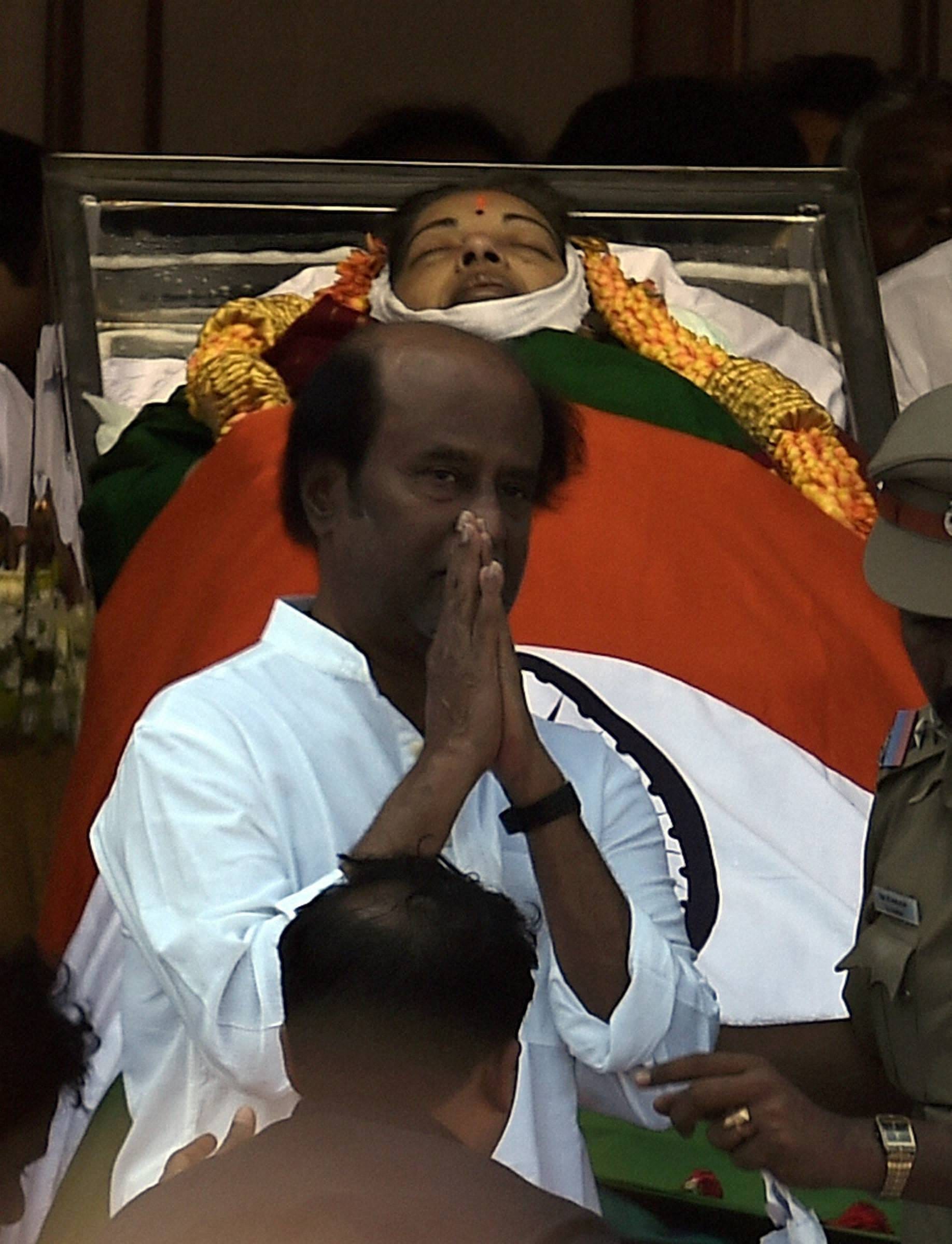 Amma's funeral pictures will make you cry