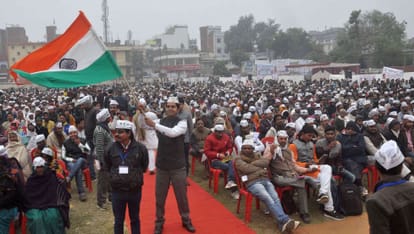  Modi has taken a bribe from Birala and sahara: Kejriwal