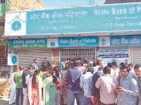 fatehabad, not small, bank,que,  fatehabad,  harayana