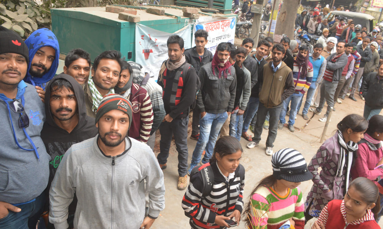  Banks in crisis cache intact, disturbing public