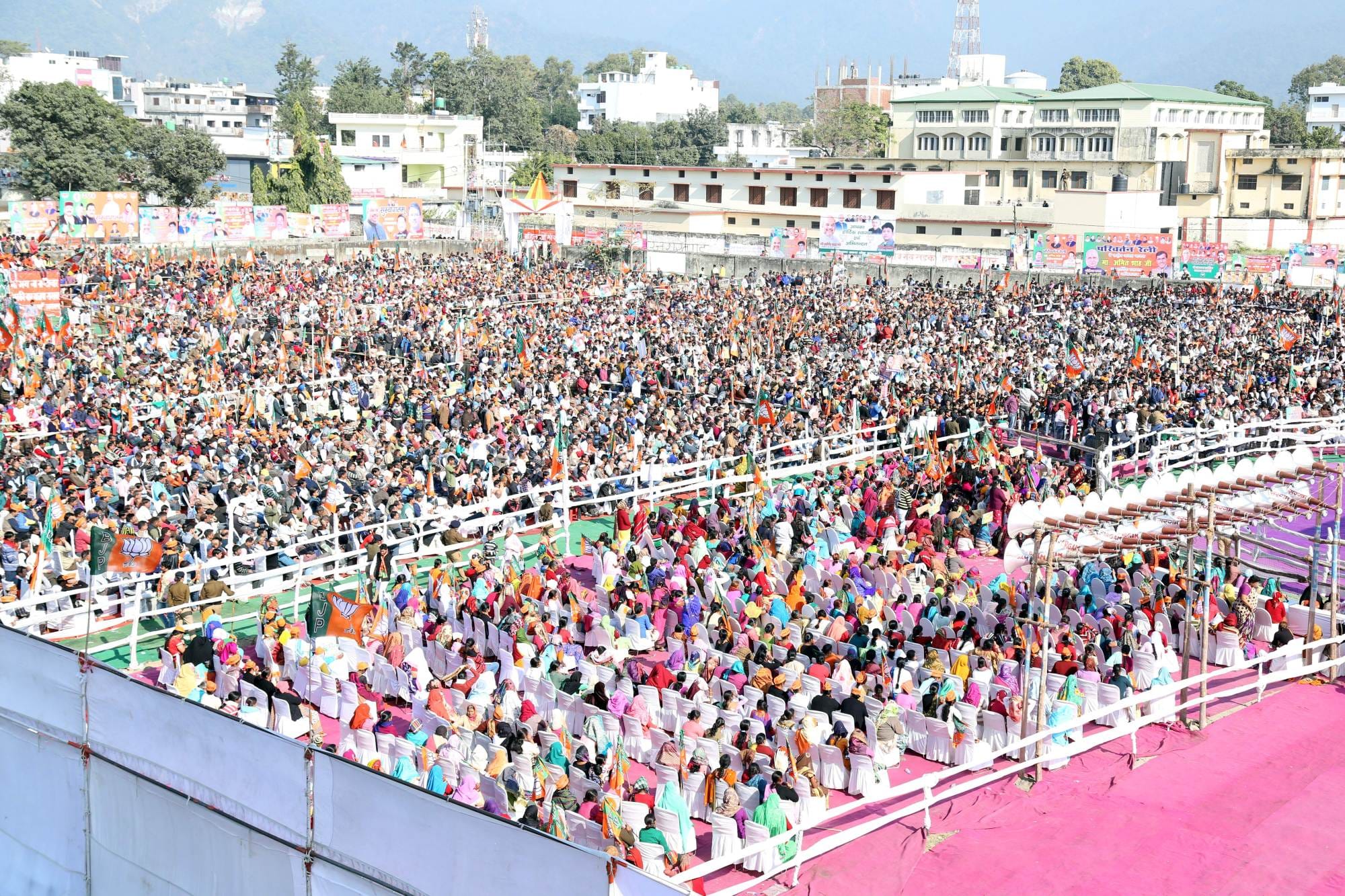 huge crowd in amit shah rally in haldwani.