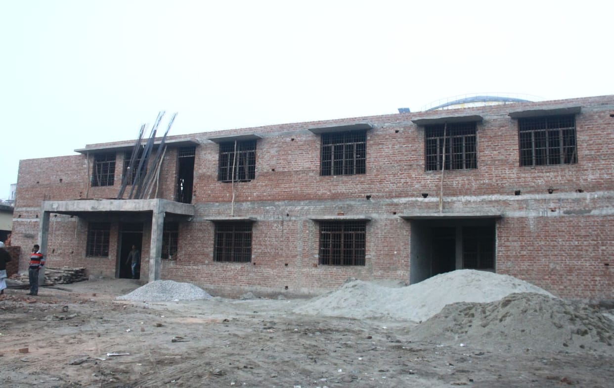 construction in trouble