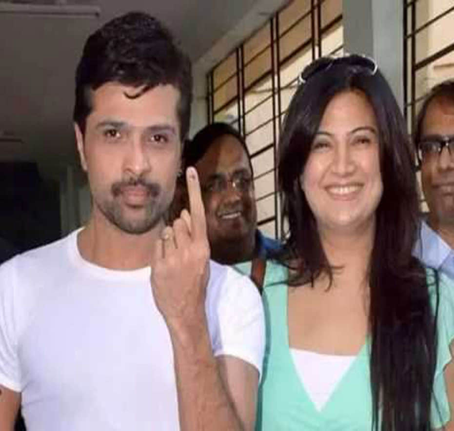 Himesh Reshammiya files for divorce from wife of 22 years
