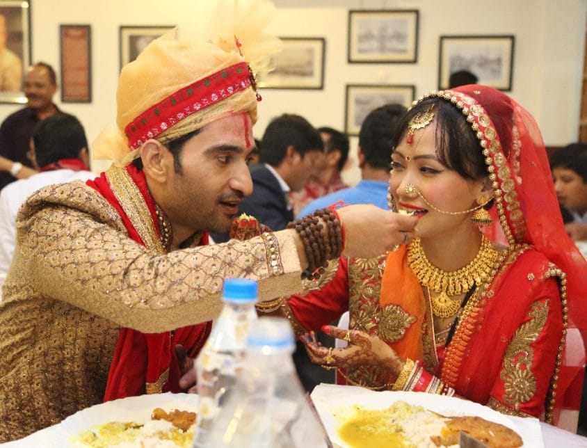 indian idol 4 contestant kapil and surbhi married