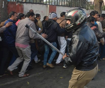 working of Uttar pradesh police.