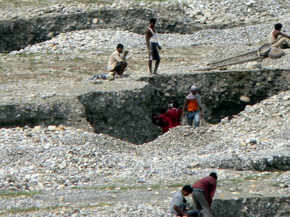 illegal mining in ganga and yamuna river