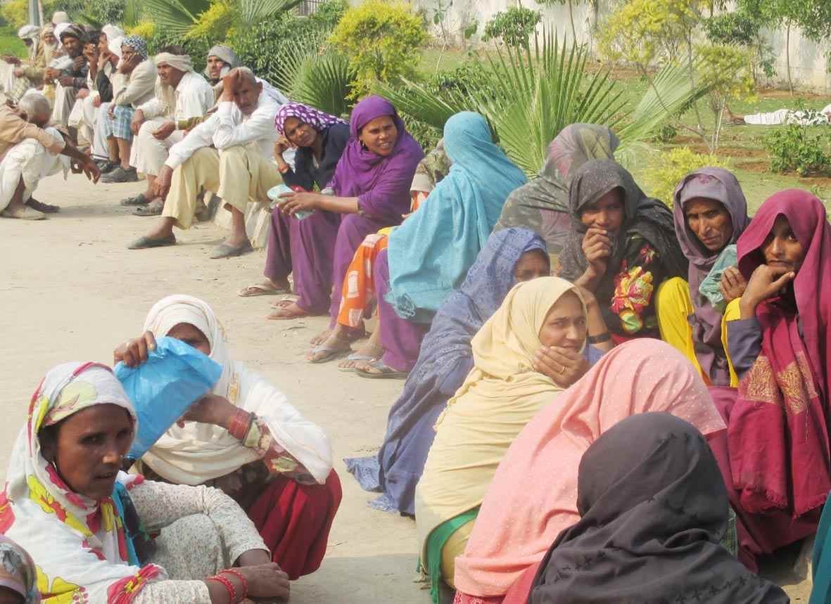  Picketing and protesting somewhere jammed somewhere, people began to take to the streets