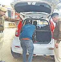fatehabad, police, cheking, note, currency , fatehabad,  harayana