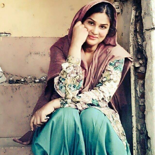 Simran Sehjpal viral video on Bathinda dancer kulwinder kaur