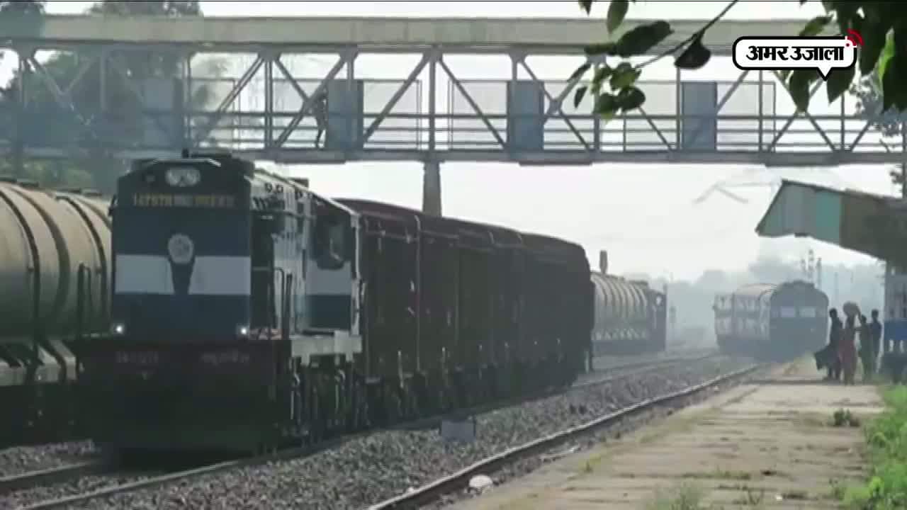 पटरी से उतरी ट्रेन