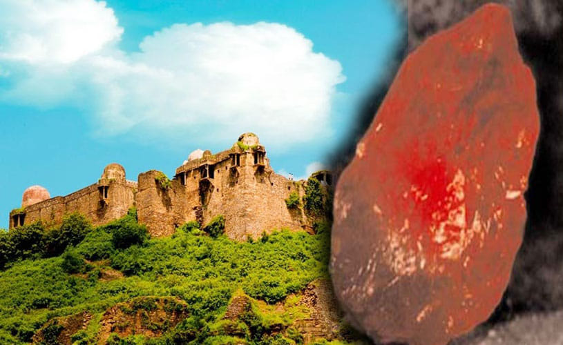 paras patthar in raisen fort