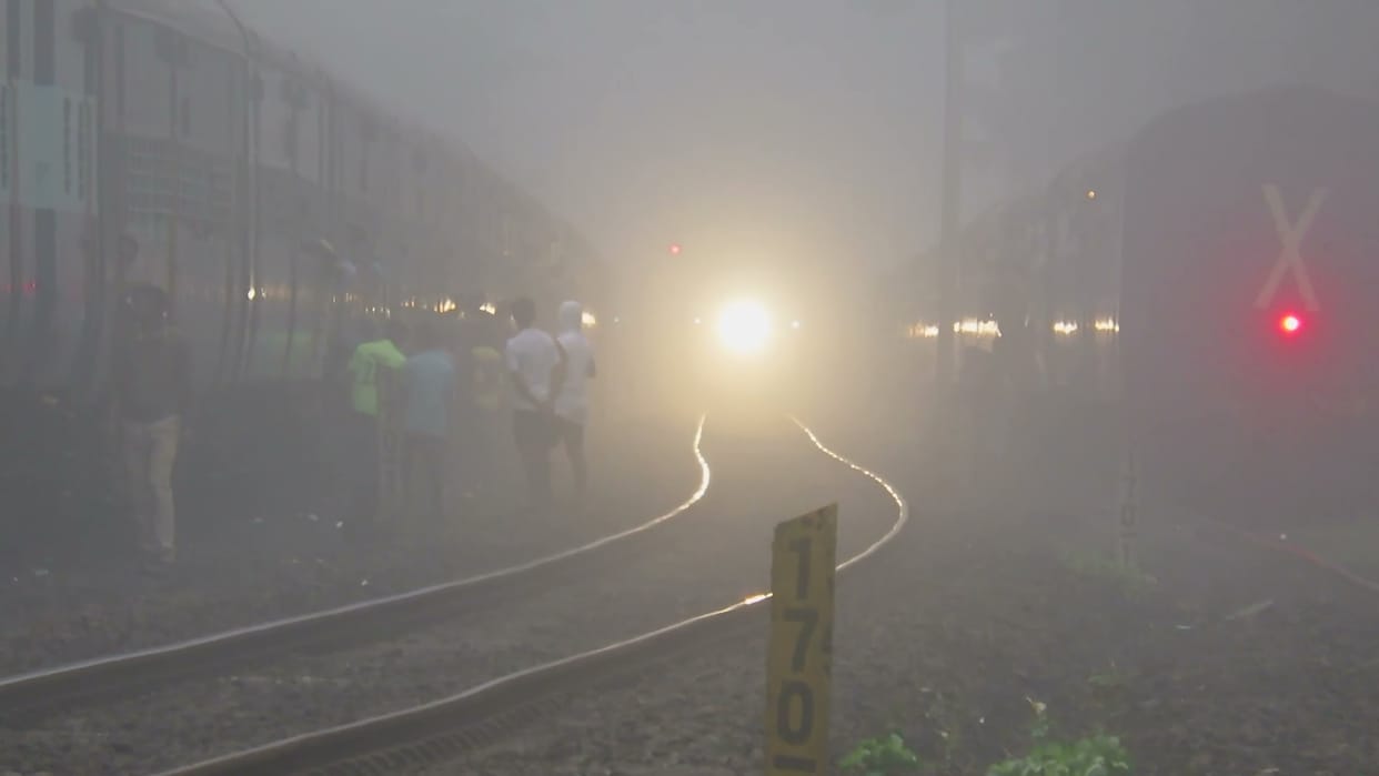 281 trains late five trains due to fog