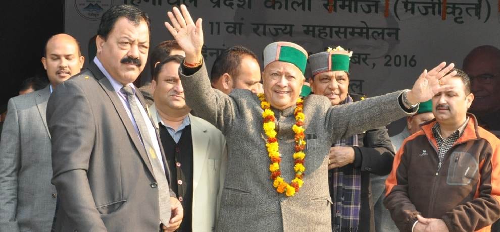 cm virbhadra singh statement over casteism discrimination in schools