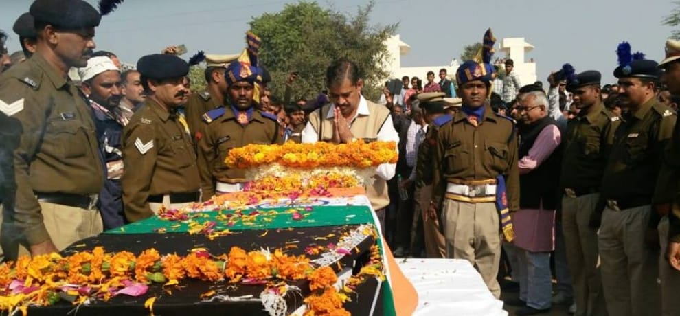 Narnaul killed in Maoist attack young, in tears funeral