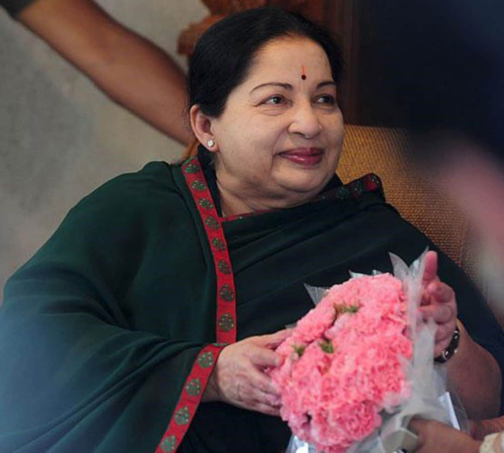 sridevi share photo with jaylalitha on social media