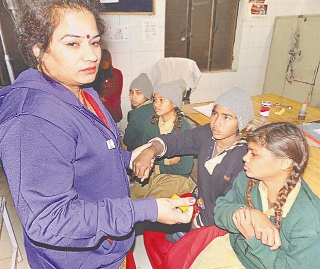 Food Pwayjning deteriorated condition of 23 students