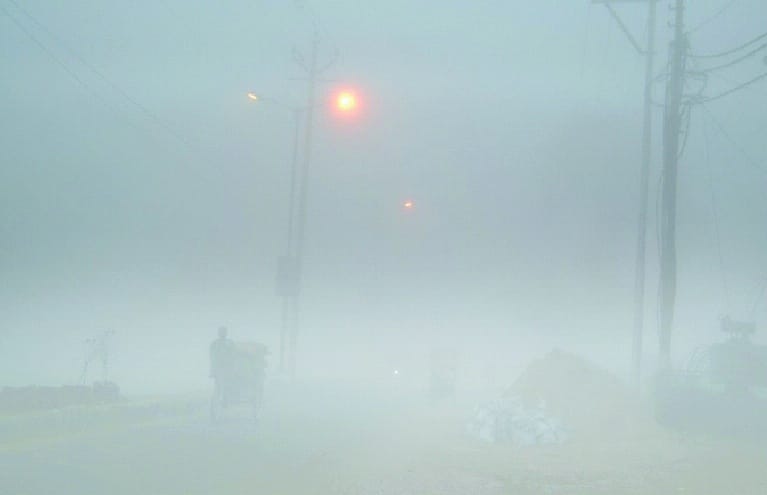 Fog Bigadhi move trains, passenger bewildered