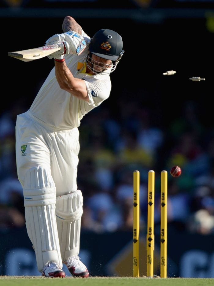 Matthew Wade survives after ball hits stumps but bails don't dislodge