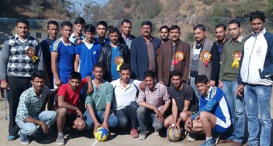 vollybal tournament started