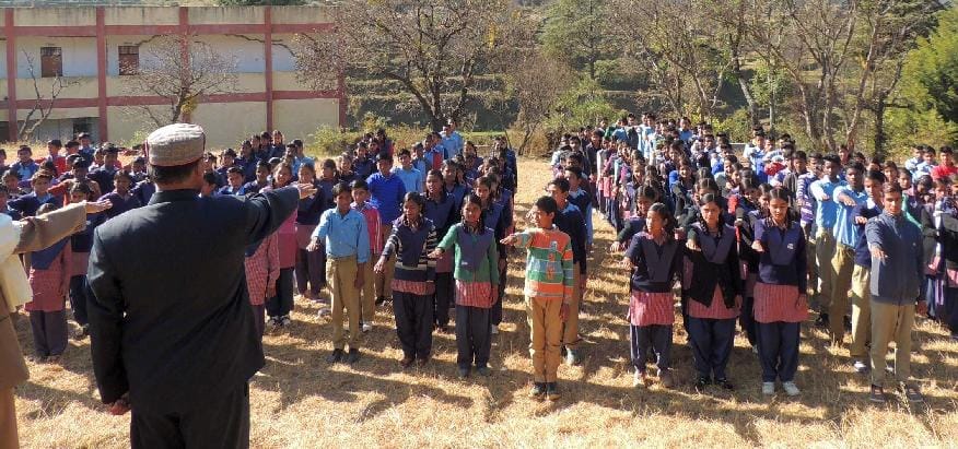 Hundreds of children took the oath of Environmental Protection