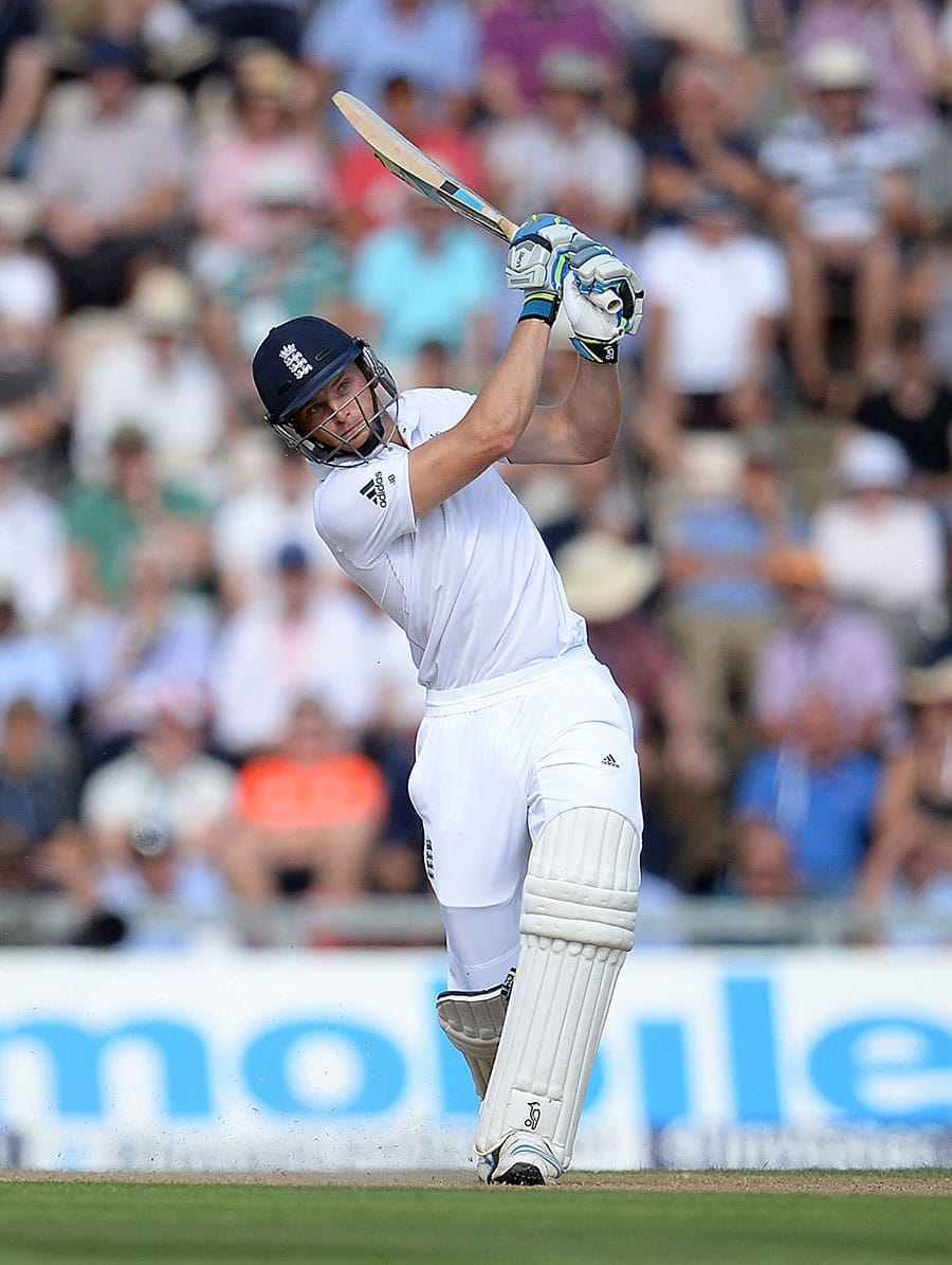 Jos Buttler: England wicketkeeper Buttler wants to continue playing in all three formats, unhappy with team's performance in Ashes