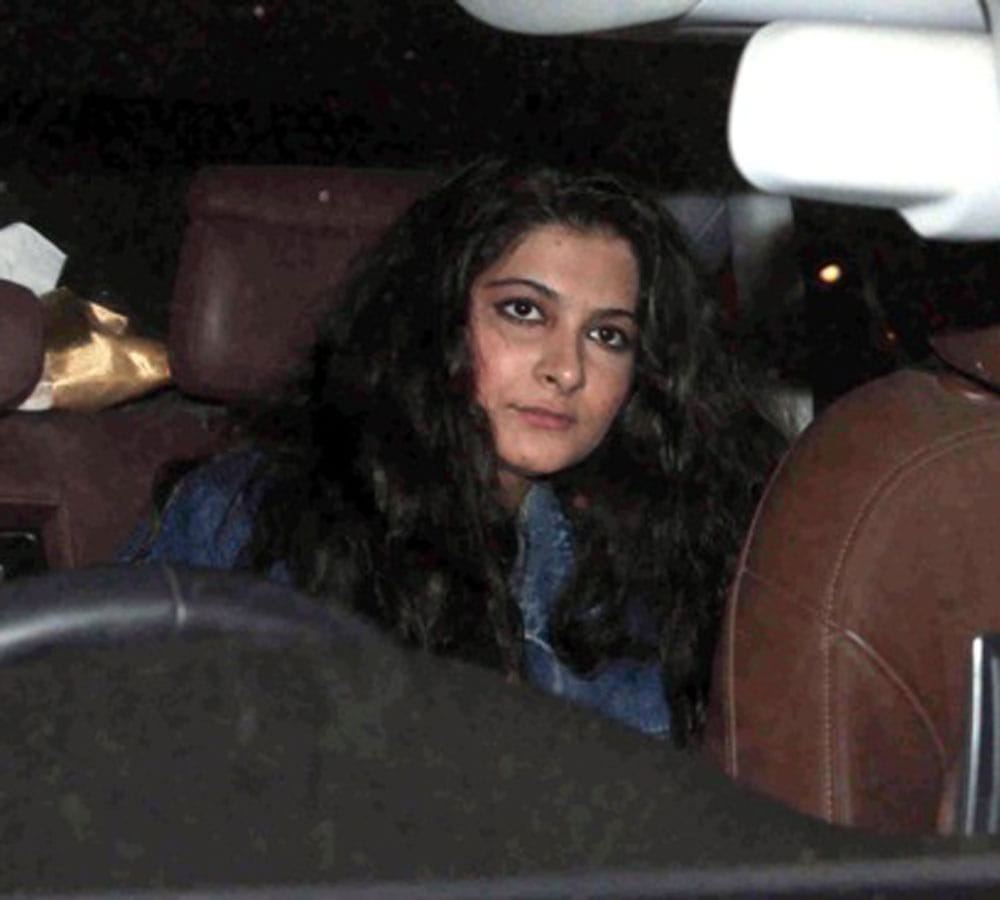 time for good news mom to be kareena kapoor