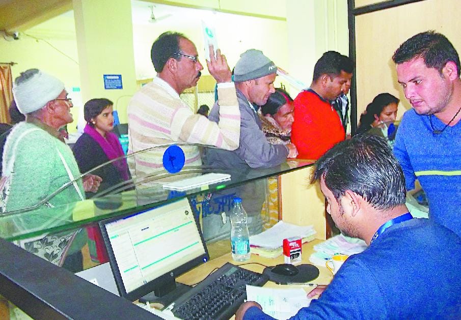 Most banks lack liquidity