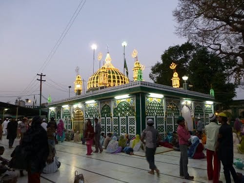 piran kaliyar urs is symbol of india pakistan unity