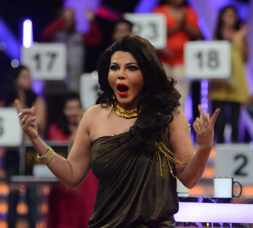 Got engaged to Elesh Parujanwala for money: Rakhi Sawant