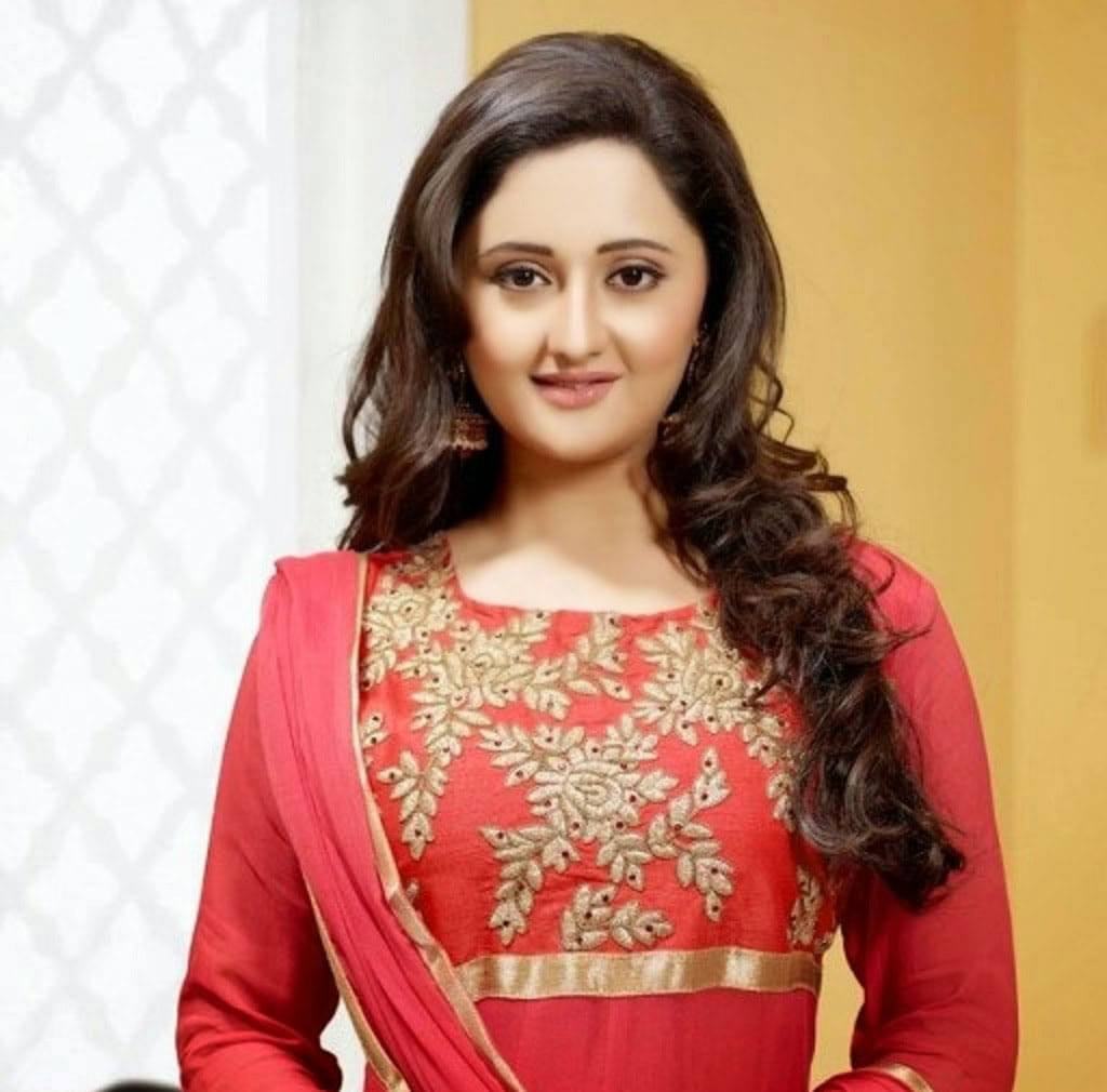 TV Actress Rashami Desai In Salman Khan Show Bigg boss 13