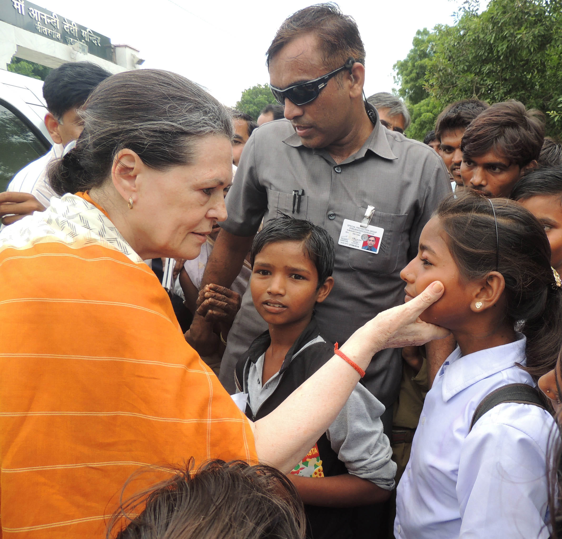sonia gandhi birthday special, connection with rae bareli