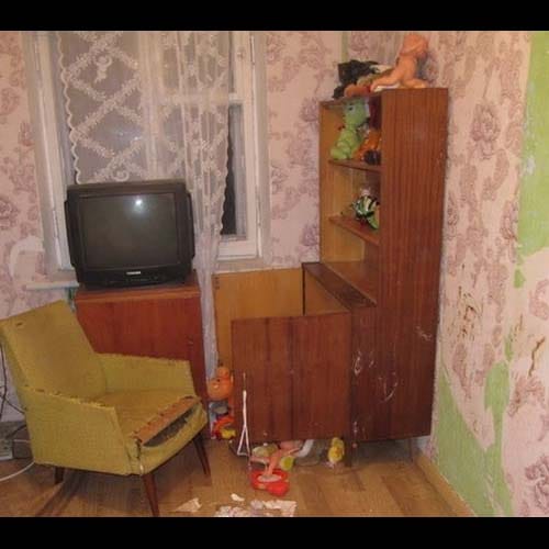 two kid lived strave in home for nine days after their mother has gone to boyfriend house