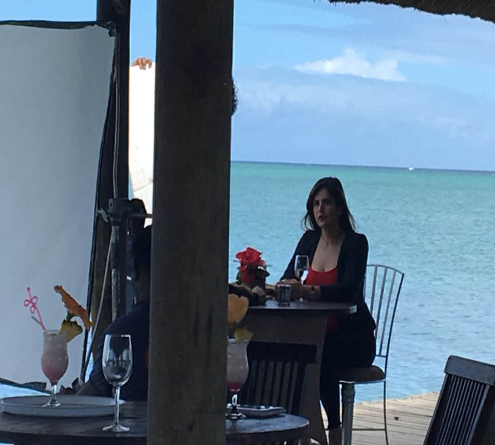 Zareen Khan enjoying with this TV actor in Mauritius