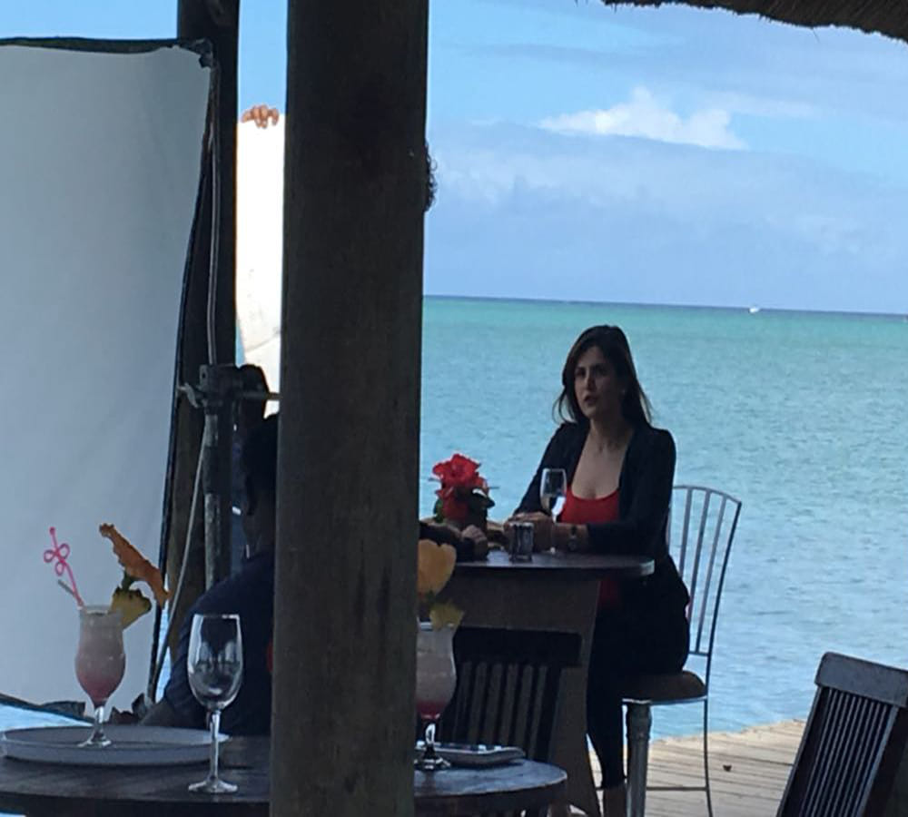 Zareen Khan enjoying with this TV actor in Mauritius