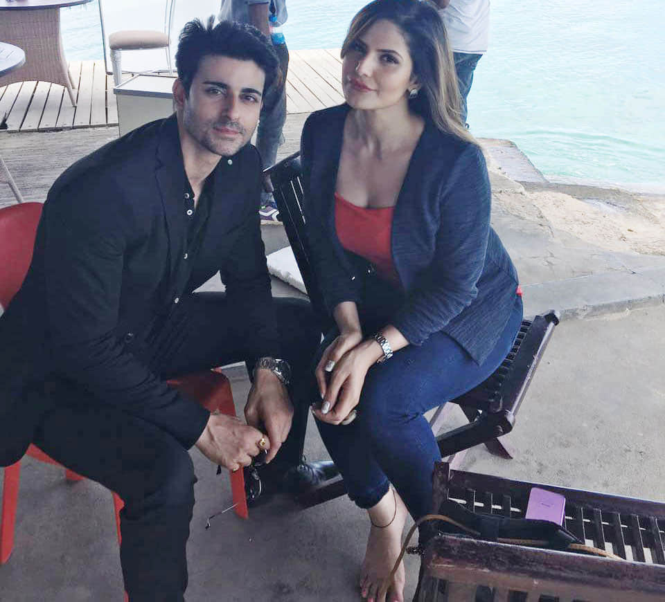Zareen Khan enjoying with this TV actor in Mauritius