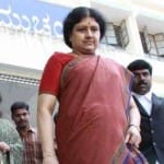 Senior functionaries of AIADMK urge Sasikalaa to lead the party