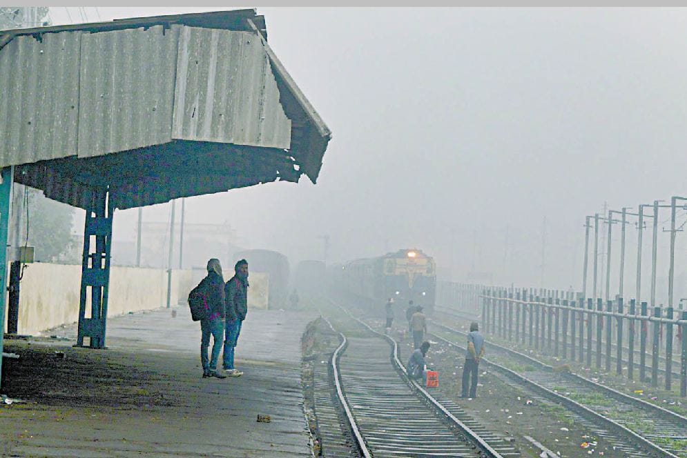 Mau-Anand Vihar and Delhi Express prepares to close