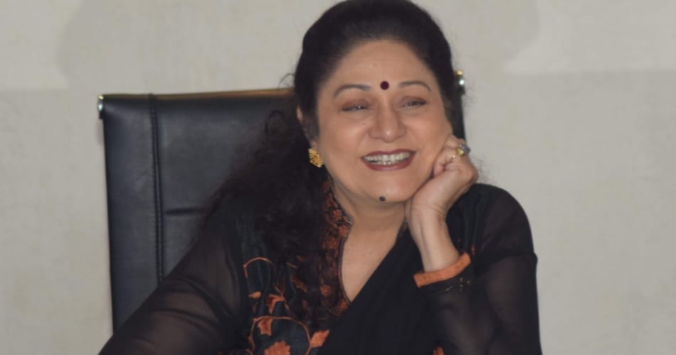 renowned bollywood actress aruna irani speaks on note ban decision of narendra modi