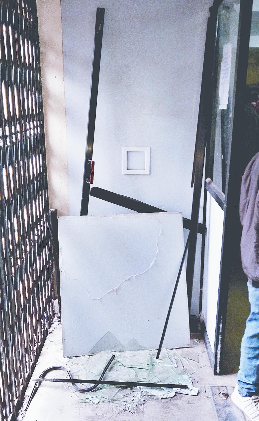 Mob entered into bank breaking the gate