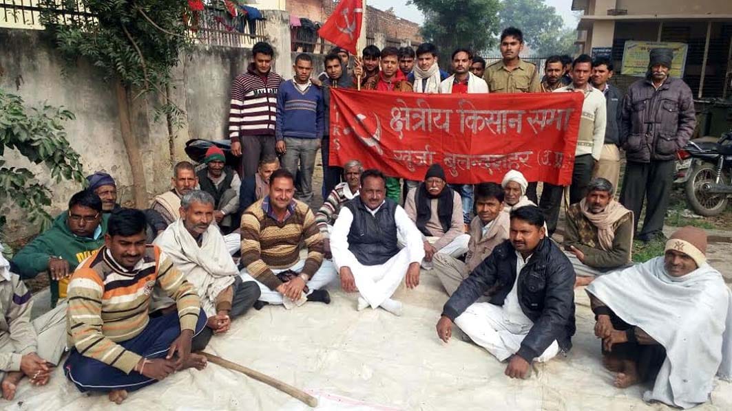 JE cut farmers hostage