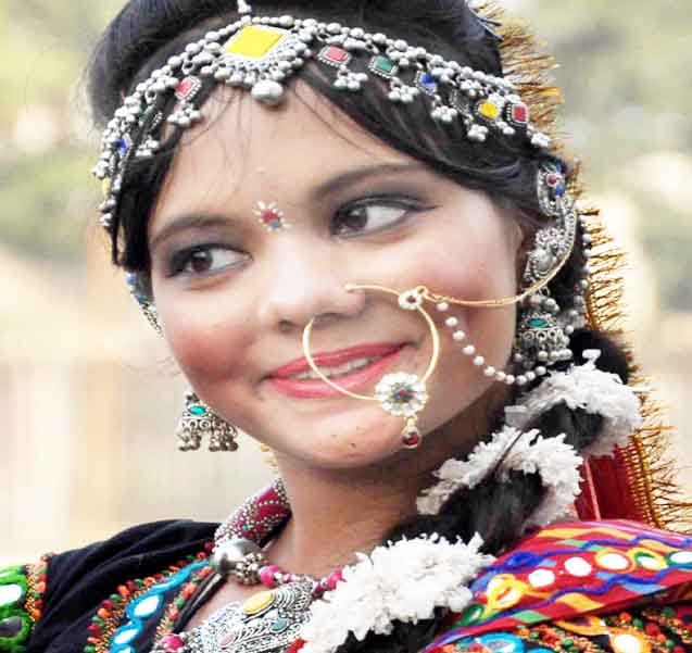 kanpur university colored youth festival