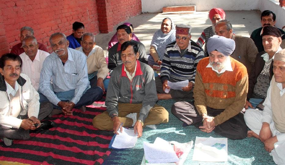 ret. hrtc pensioners are angry on paying no regilar pension