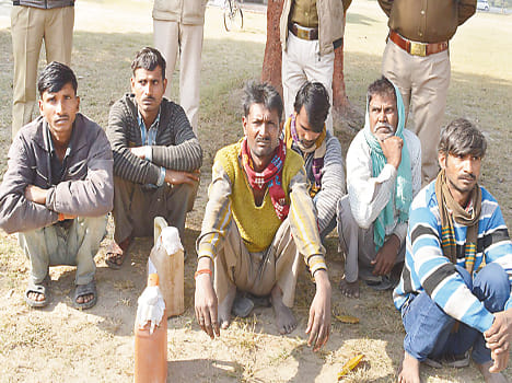 Seized 510 liters of raw wine, 53 arrested