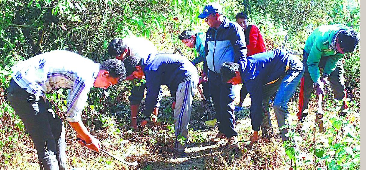 four student escaped away from school