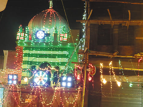Jashn-e-Ciraga, echoing everywhere Naten