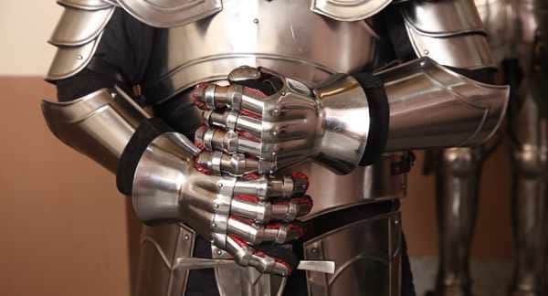 hollywood movie arms made in dehradun