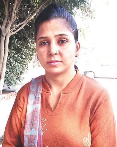 The nurse showed bravery, Bhidkr saved from looters purse